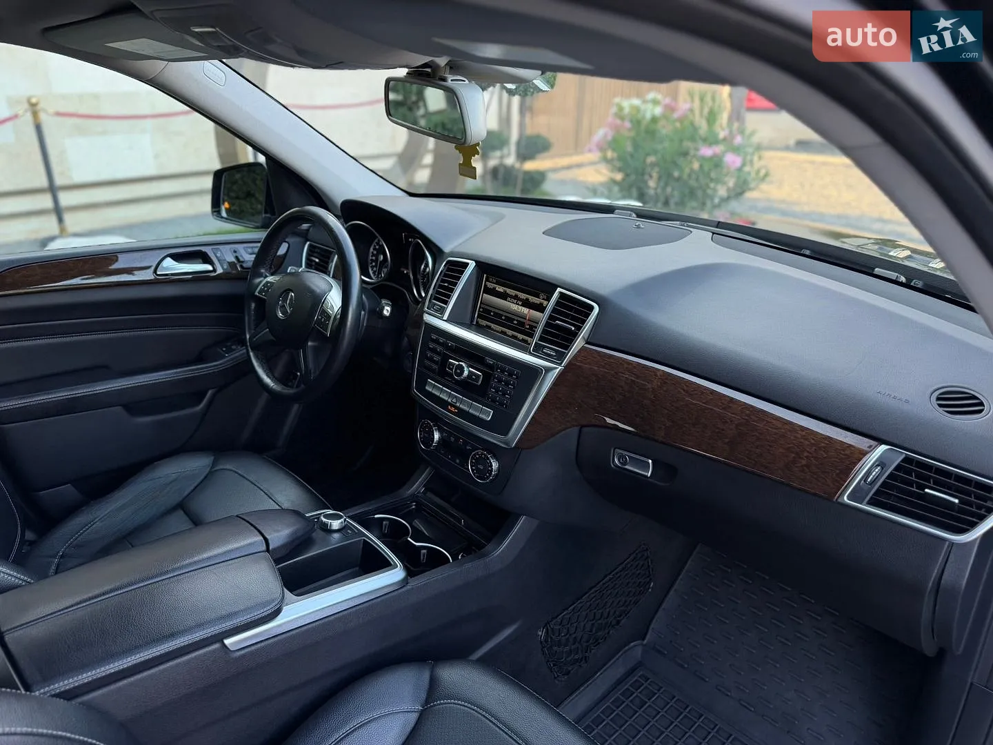 2012 Mercedes-Benz M-klasse - мініатюра 30
