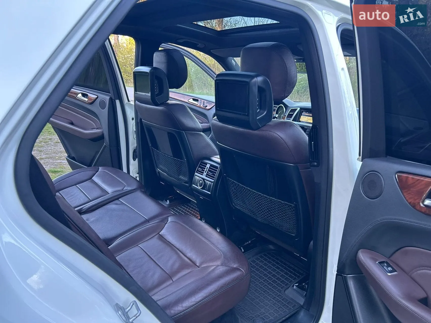 2011 Mercedes-Benz M-klasse - мініатюра 35