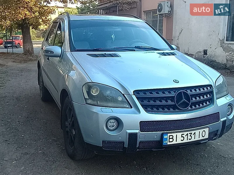 Mercedes-Benz M-Class