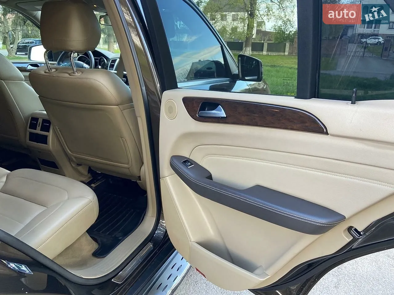 2012 Mercedes-Benz M-klasse - мініатюра 38