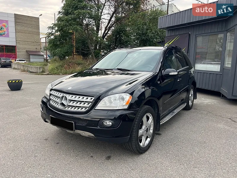 Mercedes-Benz M-Class