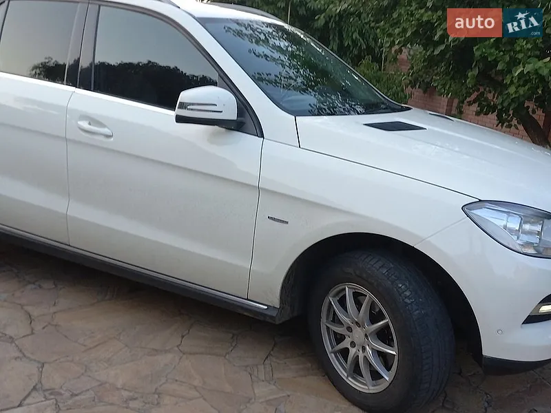 Mercedes-Benz M-Class