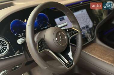 Внедорожник / Кроссовер Mercedes-Benz Maybach EQS SUV 2024 в  фото 28 Внедорожник / Кроссовер Mercedes-Benz Maybach EQS SUV 2024 в
