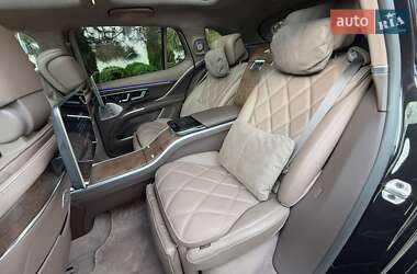 Внедорожник / Кроссовер Mercedes-Benz Maybach EQS SUV 2024 в  фото 42 Внедорожник / Кроссовер Mercedes-Benz Maybach EQS SUV 2024 в