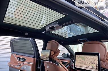 Седан Mercedes-Benz Maybach 2021 в 