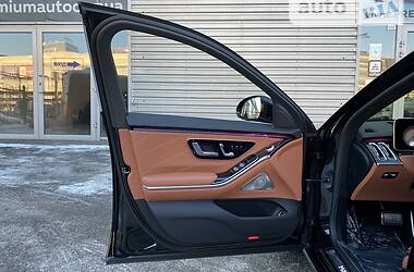 Седан Mercedes-Benz Maybach 2021 в 
