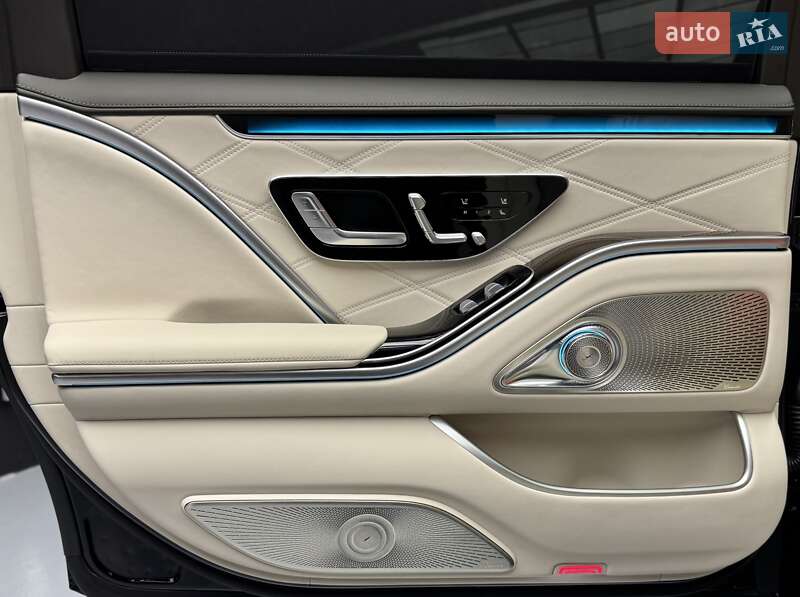 Седан Mercedes-Benz Maybach 2022 в Киеве