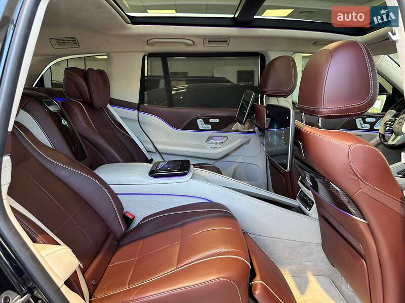 Внедорожник / Кроссовер Mercedes-Benz Maybach 2021 в Киеве