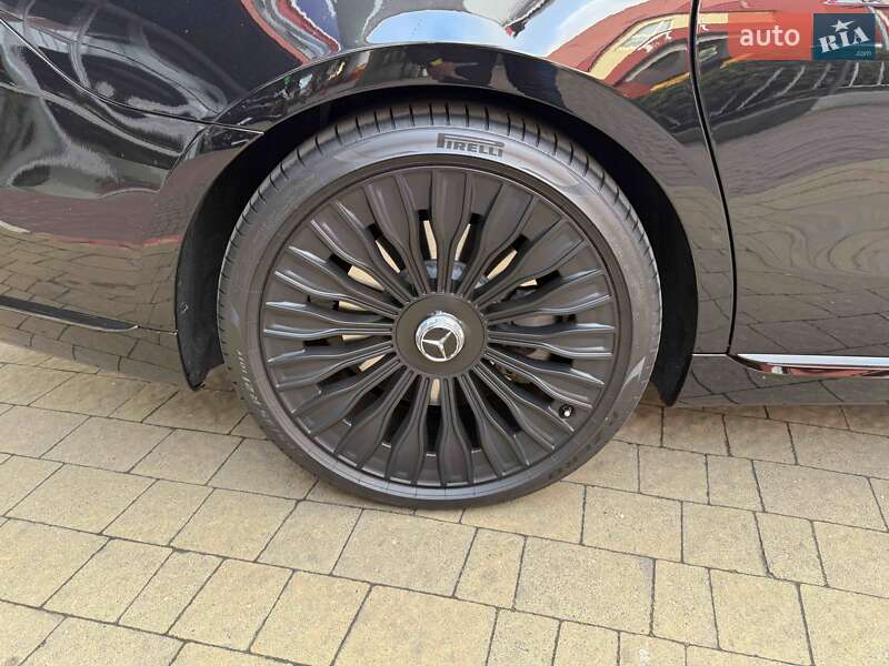 Седан Mercedes-Benz Maybach 2021 в Львові