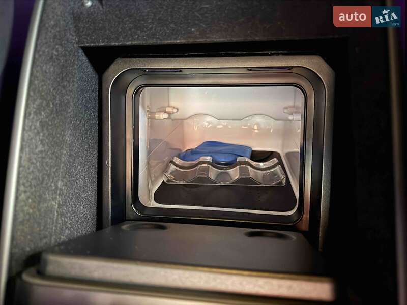 Седан Mercedes-Benz Maybach 2021 в Львові