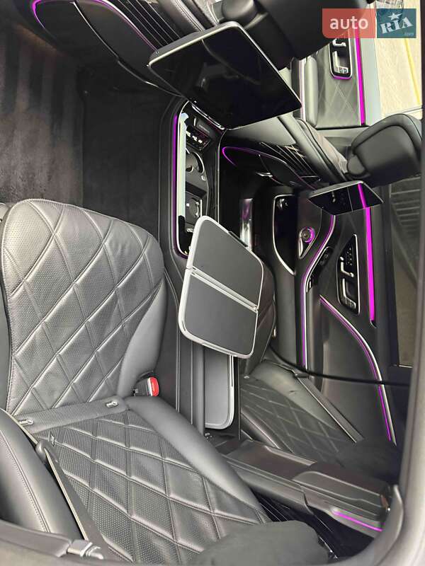 Седан Mercedes-Benz Maybach 2021 в Львові