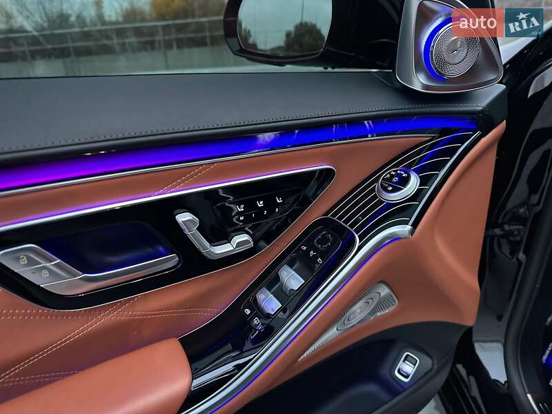 Седан Mercedes-Benz Maybach 2022 в Киеве