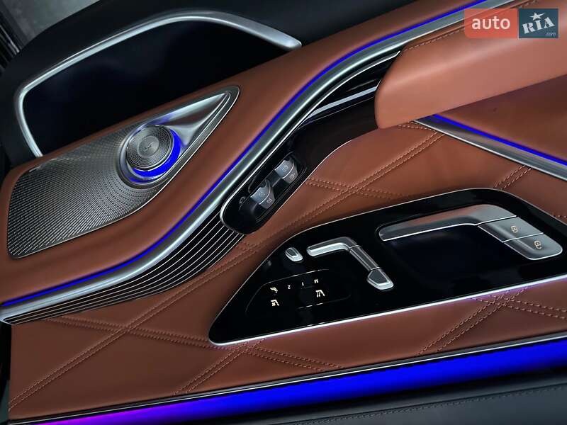 Седан Mercedes-Benz Maybach 2022 в Киеве