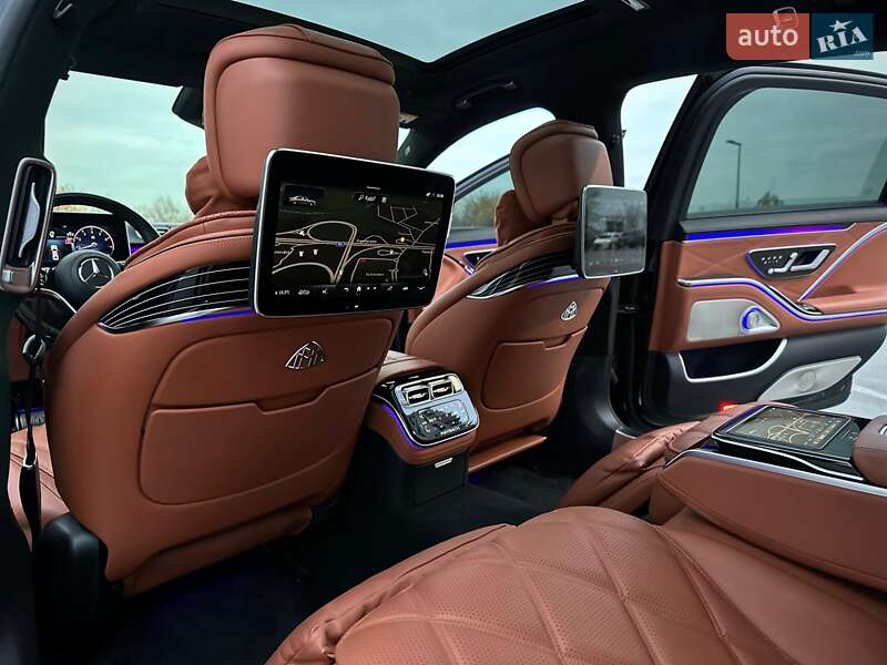 Седан Mercedes-Benz Maybach 2022 в Киеве