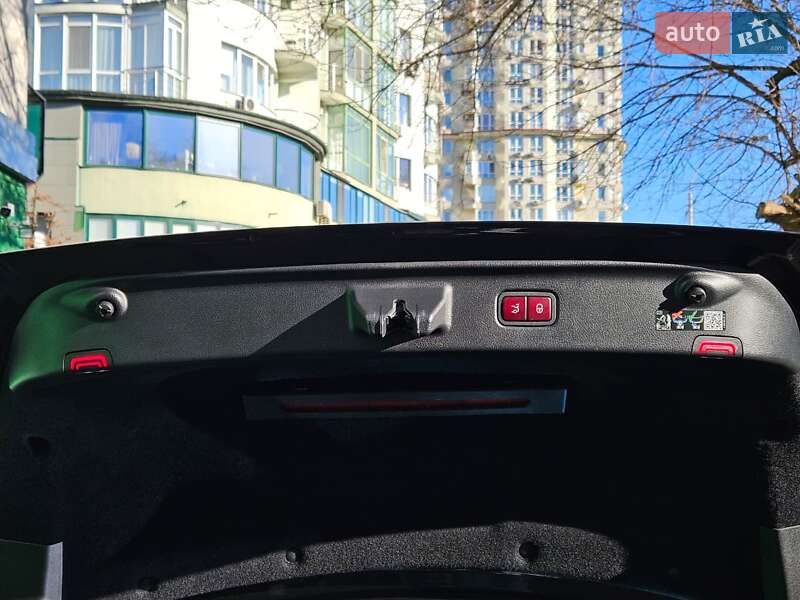 Седан Mercedes-Benz Maybach 2022 в Киеве фото 60 Седан Mercedes-Benz Maybach 2022 в Киеве