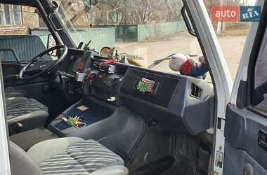 Микроавтобус Mercedes-Benz MB-Class 1990 в 