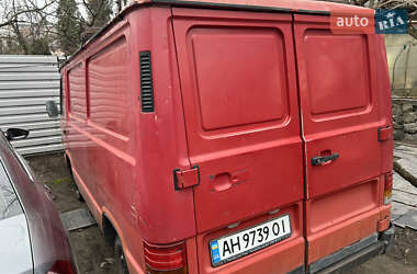 Грузовой фургон Mercedes-Benz MB-Class 1995 в 