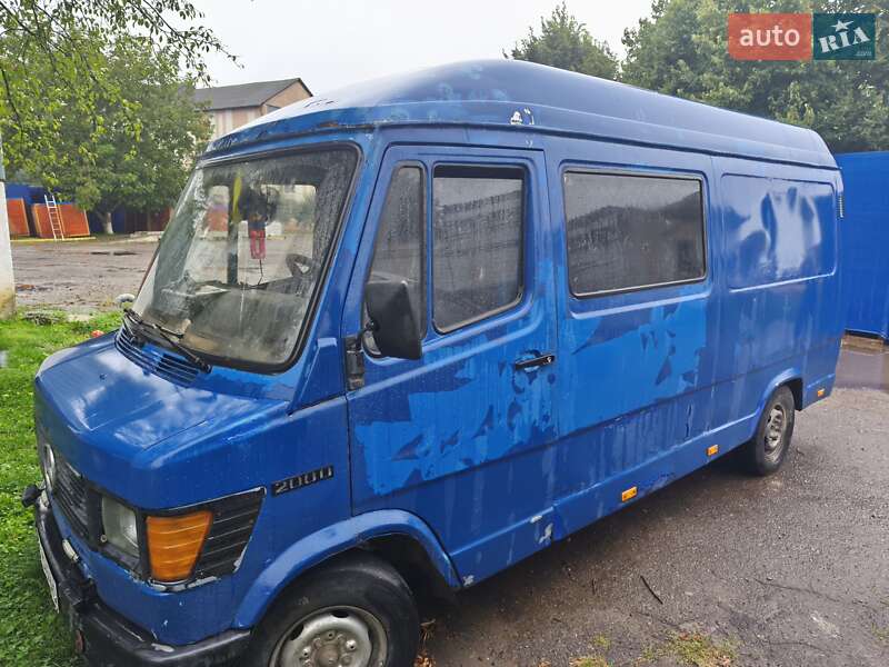 Мінівен Mercedes-Benz MB-Class 1994 в Кіцмані