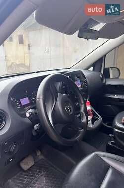 Минивэн Mercedes-Benz Metris 2015 в 