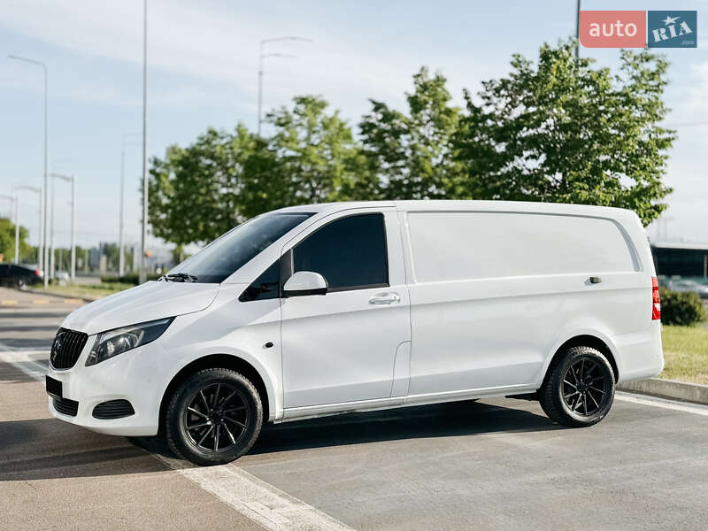 Мінівен Mercedes-Benz Metris 2018 в Києві