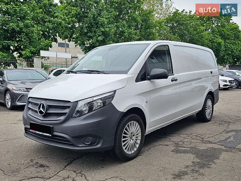 Mercedes-Benz Metris 2022