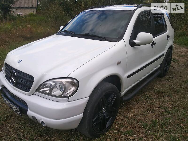 Mercedes-Benz ML 320