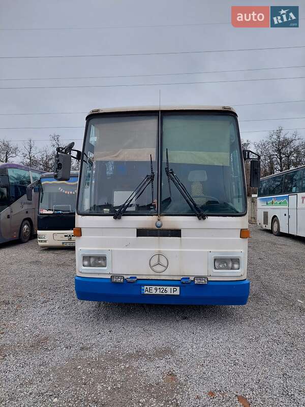 Туристический / Междугородний автобус Mercedes-Benz O 302 1976 в Кривом Роге