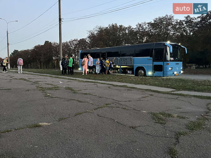 Туристический / Междугородний автобус Mercedes-Benz O 303 1985 в Кривом Роге