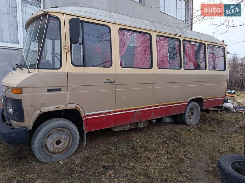 Мікроавтобус Mercedes-Benz O 309 1983 в Борщеві