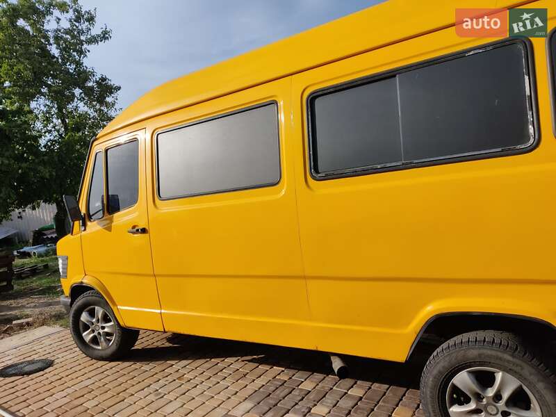 Микроавтобус Mercedes-Benz O 404 1994 в Белой Церкви