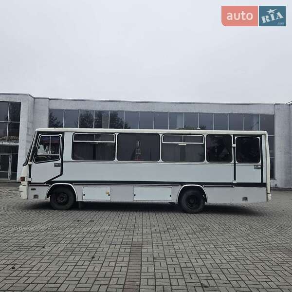 Приміський автобус Mercedes-Benz O 404 1991 в Львові фото 15 Приміський автобус Mercedes-Benz O 404 1991 в Львові