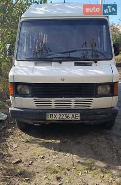 Мікроавтобус Mercedes-Benz O 407 1989 в Славуті