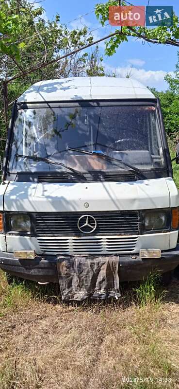 Микроавтобус Mercedes-Benz O 408 1994 в Снигиревке