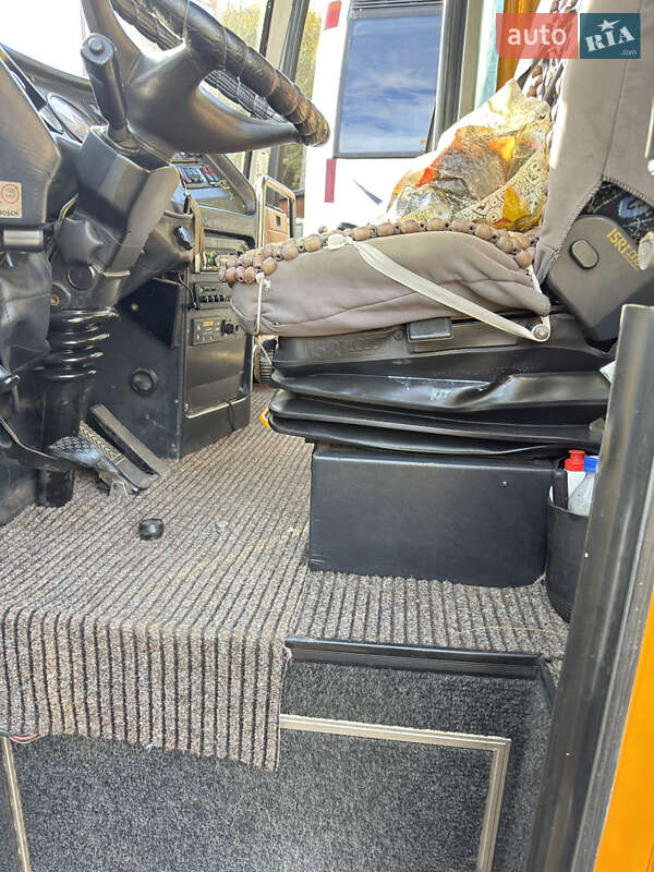 Туристический / Междугородний автобус Mercedes-Benz OH-Series 1995 в Ивано-Франковске