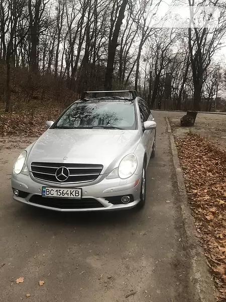 Mercedes-Benz R-Class