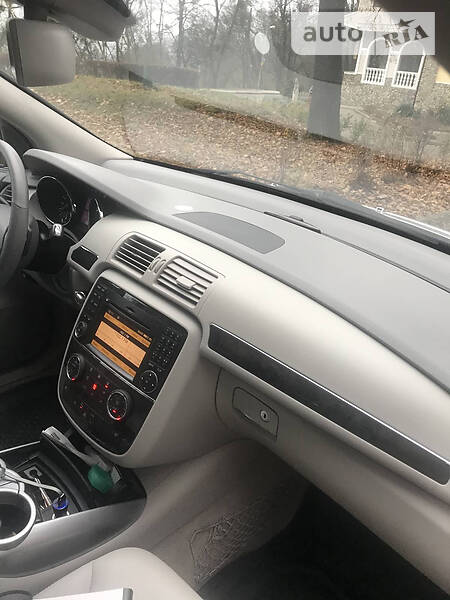 Универсал Mercedes-Benz R-Class 2010 в Львове