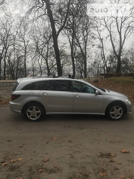 Универсал Mercedes-Benz R-Class 2010 в Львове