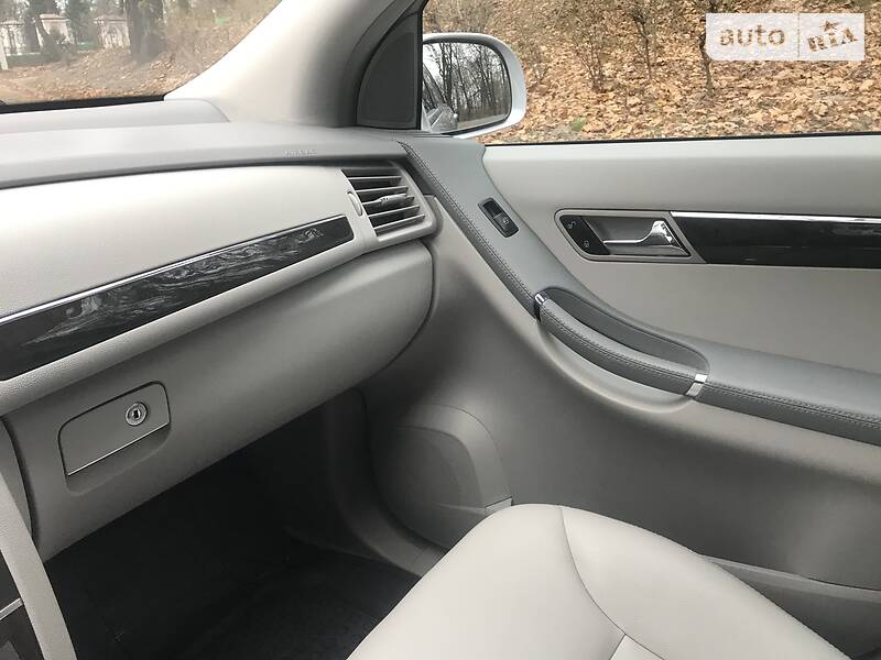 Универсал Mercedes-Benz R-Class 2010 в Львове