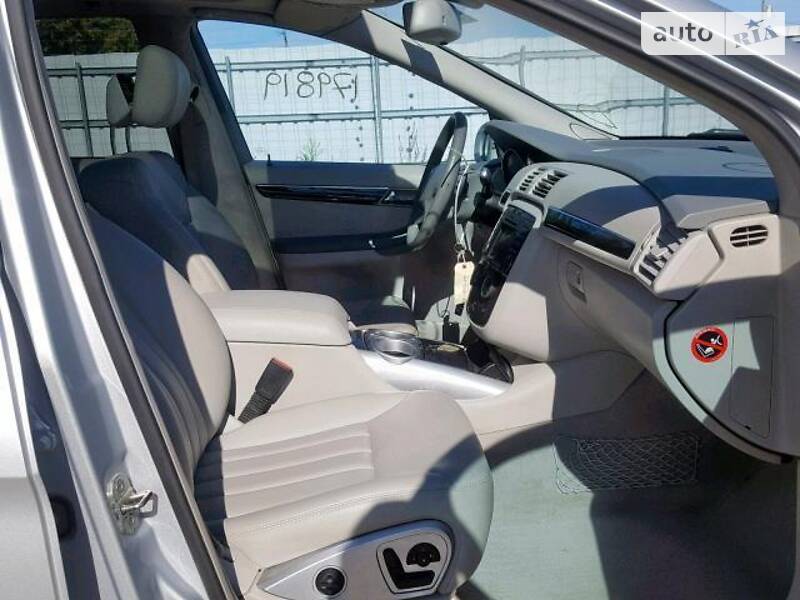 Универсал Mercedes-Benz R-Class 2010 в Львове