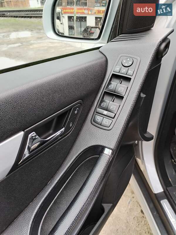 Универсал Mercedes-Benz R-Class 2006 в Ивано-Франковске