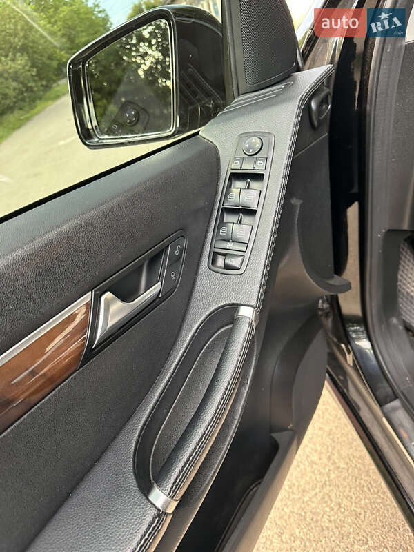 Универсал Mercedes-Benz R-Class 2010 в Николаеве