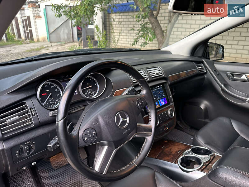 Универсал Mercedes-Benz R-Class 2010 в Николаеве