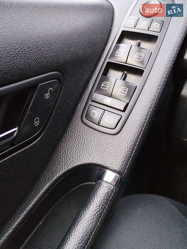 Универсал Mercedes-Benz R-Class 2006 в Ивано-Франковске