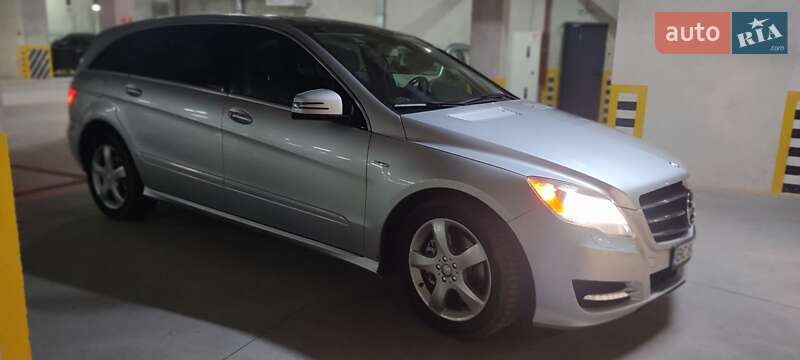 Универсал Mercedes-Benz R-Class 2011 в Львове