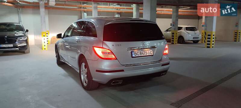 Универсал Mercedes-Benz R-Class 2011 в Львове