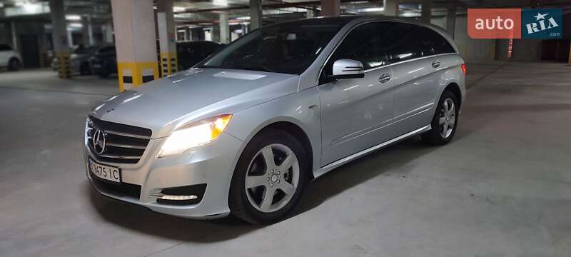 Универсал Mercedes-Benz R-Class 2011 в Львове