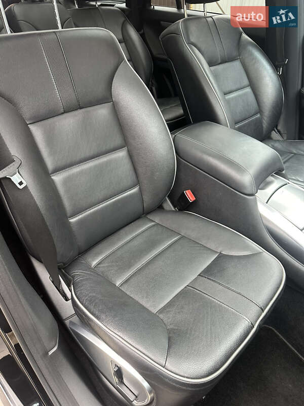Универсал Mercedes-Benz R-Class 2011 в Коломые
