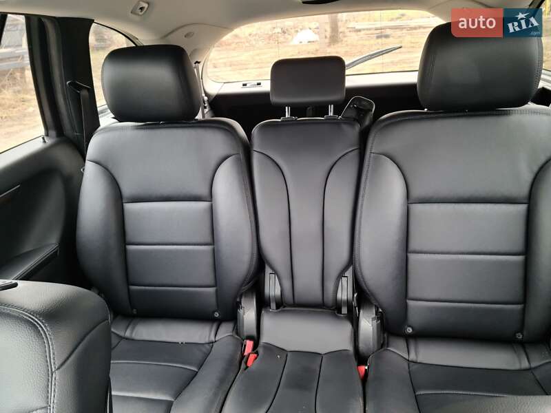 Универсал Mercedes-Benz R-Class 2011 в Городке