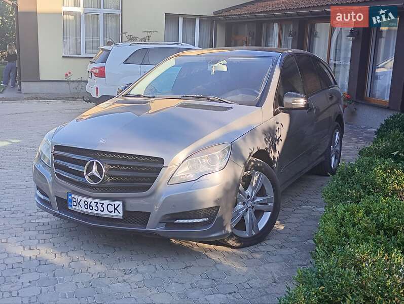 Универсал Mercedes-Benz R-Class 2010 в Ровно
