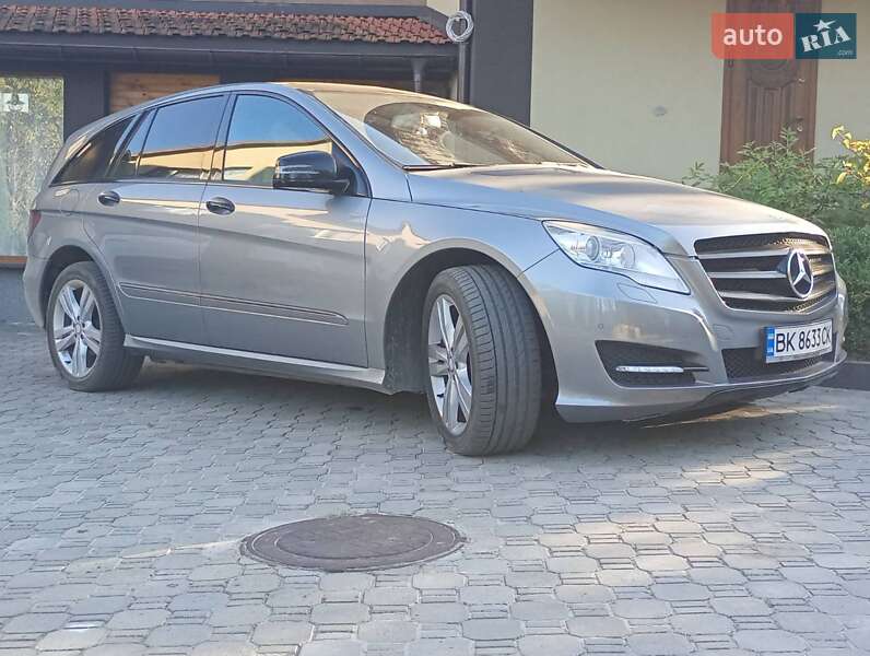 Универсал Mercedes-Benz R-Class 2010 в Ровно